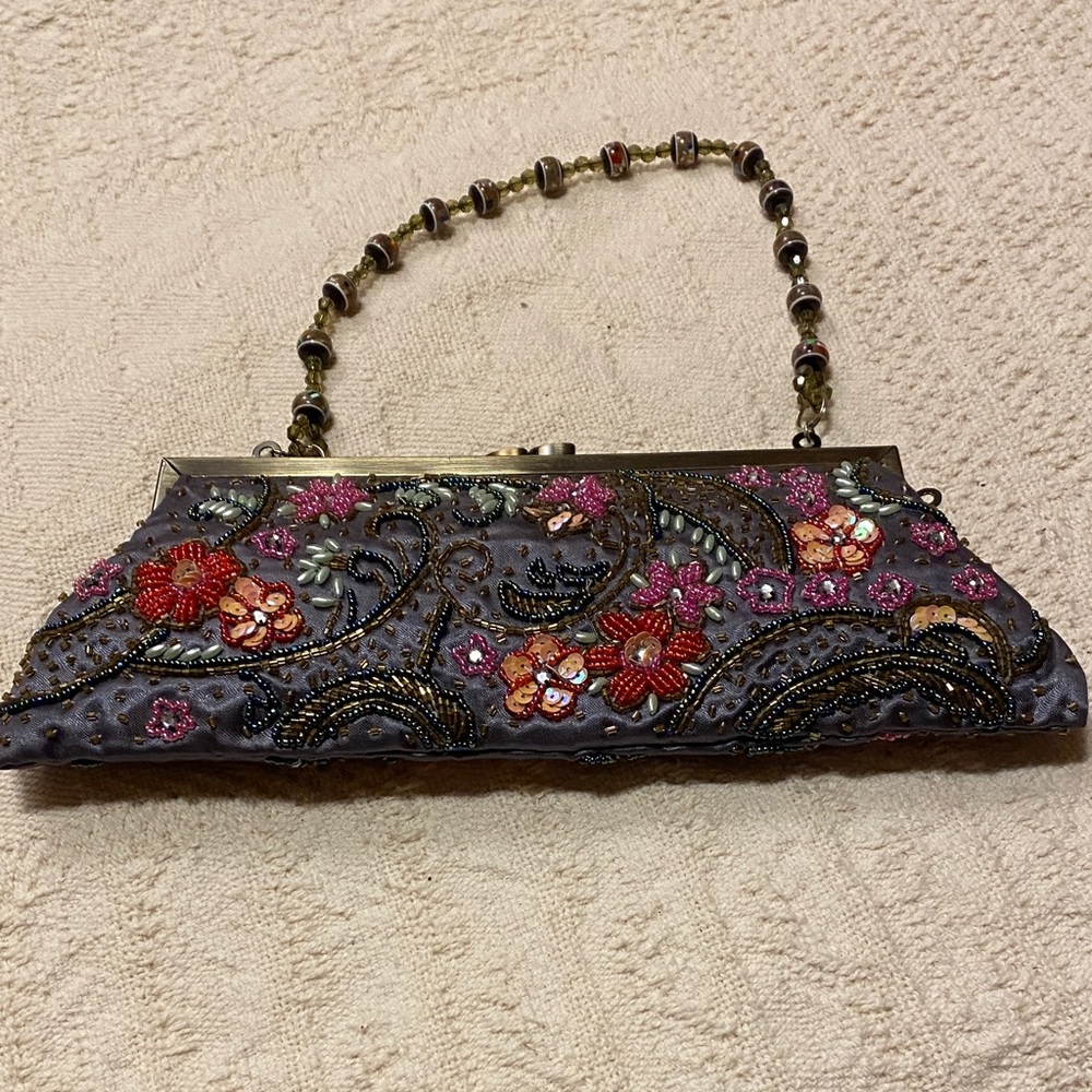 Embroidered Floral Clutch with Beaded Handle - Picture 4 of 5